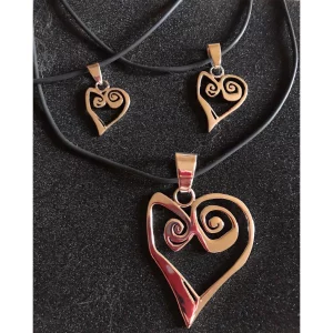 Colgante plata corazon espiral lutxana art Joyería de diseño exclusivo by lutxana Joyería diseño plata de ley personalizada joyas lutxana art heart corazón colgante penjoll plata original